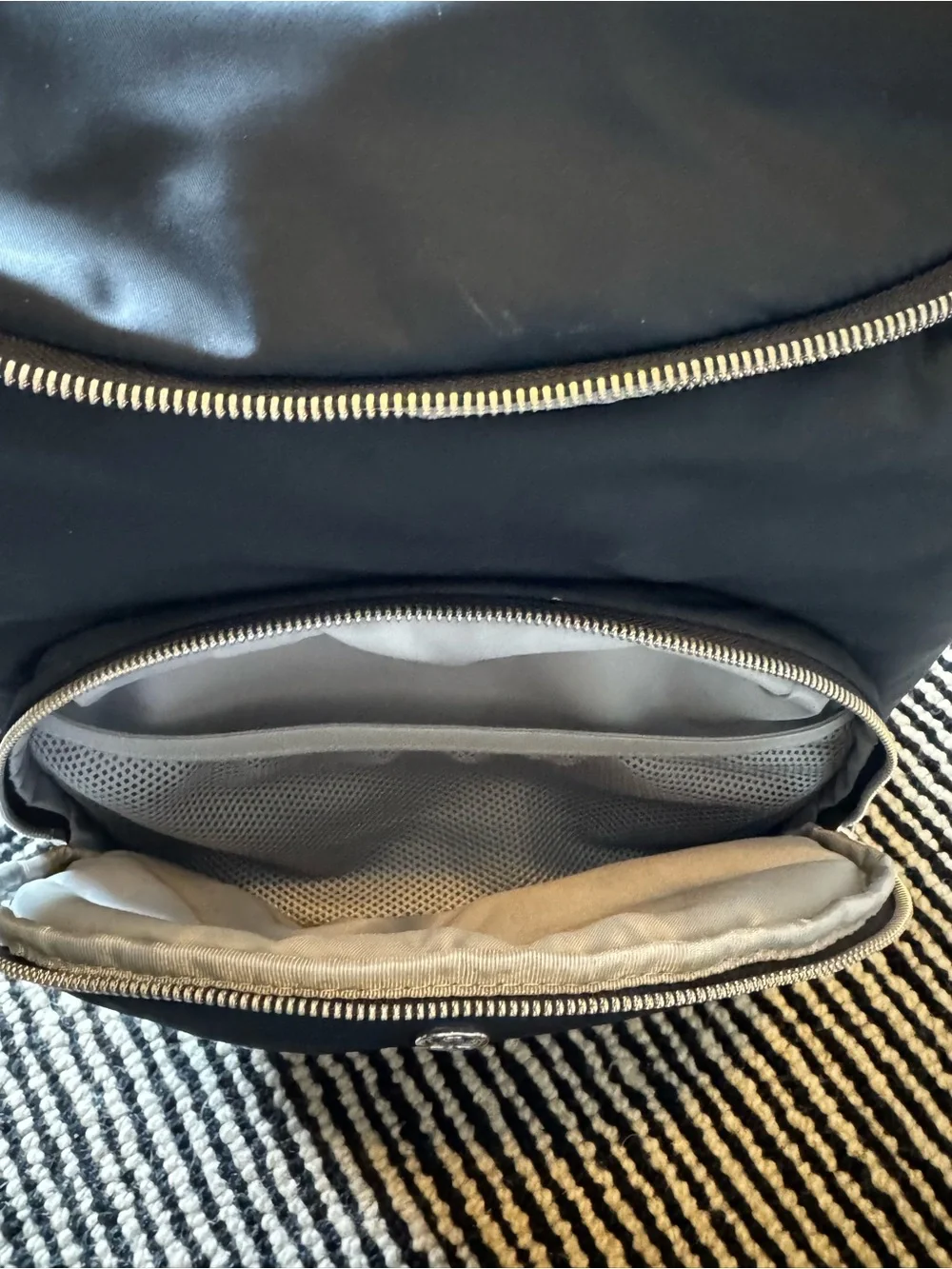 lululemon new parent backpack - Picture 3 of 6